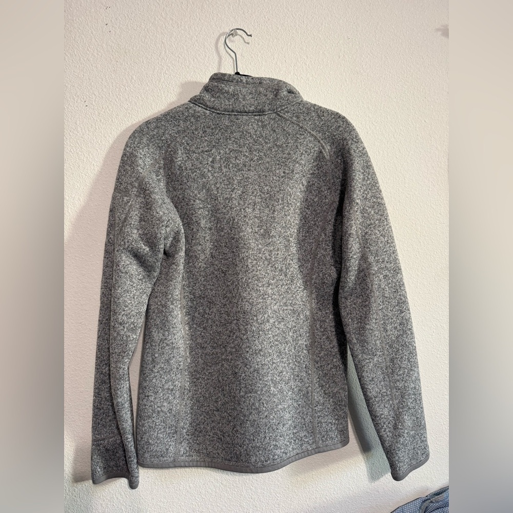 Patagonia zip up sweater - Picture 7 of 8